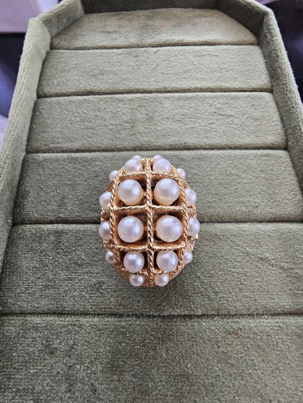 Vintage Avon Adjustable Ring